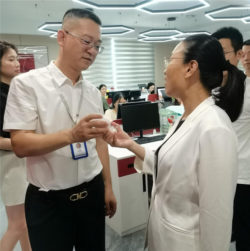 区辅导光临领导，合作助力自贸港